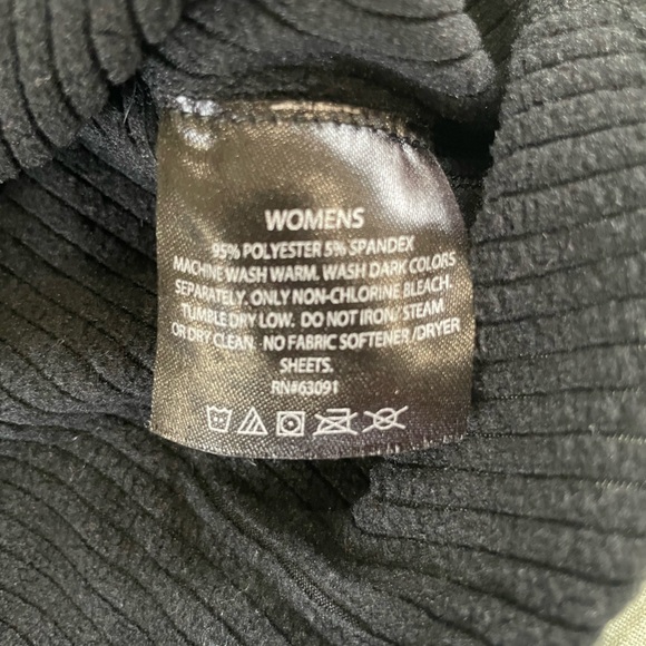 Magellan Outdoors Women's 1/4 Zip Pullover Active Top Shirt Size Small - Picture 5 of 7